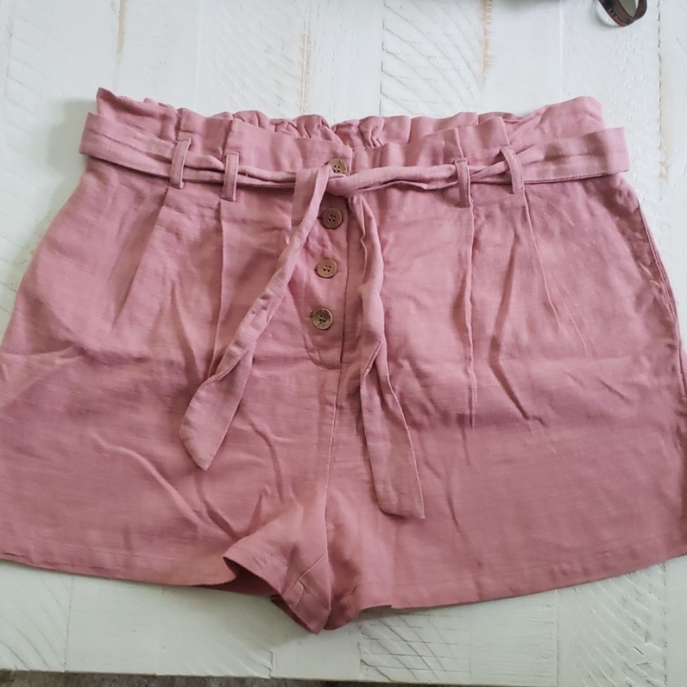 Pink paperbag highwasted Shorts NWT